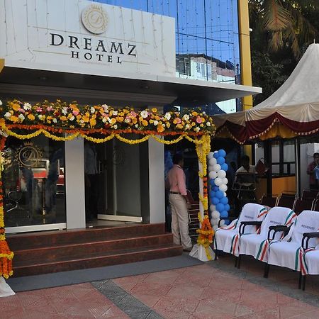 Dreamz Hotel Thiruvananthapuram Esterno foto